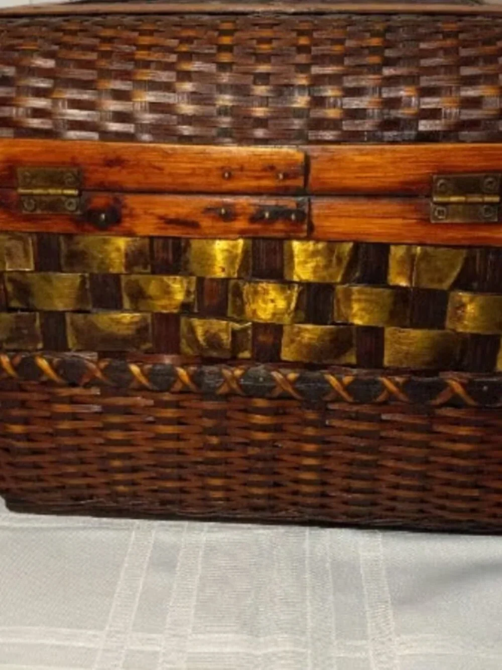 Vintage Brown Wicker Storage Basket with Handles and Closing & Clasp Lid